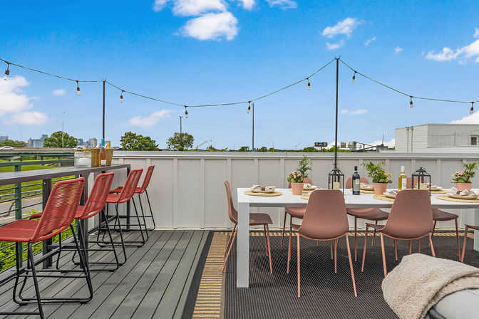 Bourbon and Bubbles: Retro Speakeasy-Style Home with Rooftop Hot Tub image 6