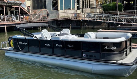 Sunset Cruise on Beautiful Lake Austin: Captain, Cooler, Ice + Water Included image 6