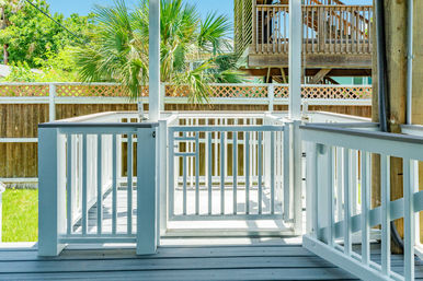 Hidden Paradise 4 BR Retreat: Heated Pool, Casita & Walk to Beach image 18