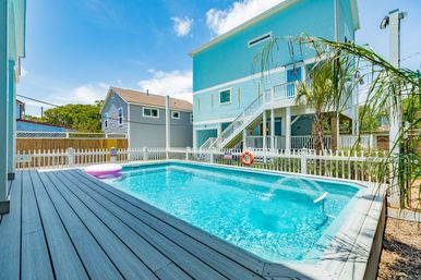 Hidden Paradise 4 BR Retreat: Heated Pool, Casita & Walk to Beach image 48