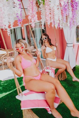 The Muse Hotel: Chic Palm Springs Stay with Stylish Rooms & Courtyard Pool image 17