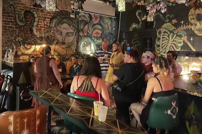 Boos & Booze: Ghost Tour + Bar Crawl in New Orleans image 8