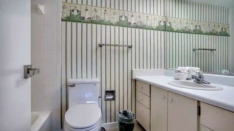 4BR Pool View Townhouse in the Heart of Harbour Town image 31