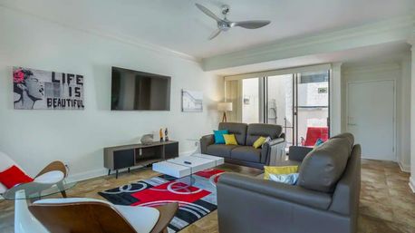 4BR Pool View Townhouse in the Heart of Harbour Town image 2