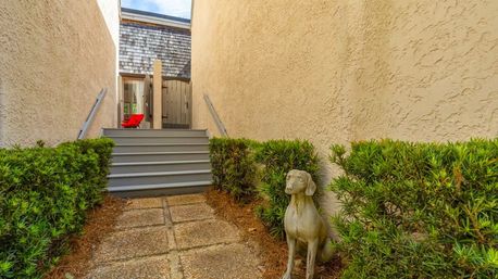 4BR Pool View Townhouse in the Heart of Harbour Town image 20