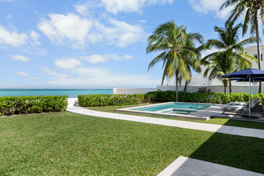 Villa Oasis Nassau: Beachfront, Private Pool + Complementary Car image 20