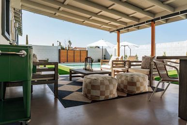 Casa Salute: Poolside Escape 5 Mins from Old Town image 5