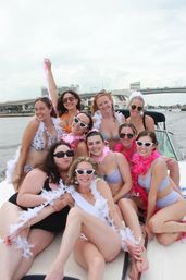 Private Yacht Charter: 46’ Sandy’Sea for Cruising, Sandbar Parties & Island Hopping image 2
