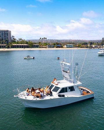 Private Bareboat Yacht Rental in San Diego for Up to 12 Passengers image 2