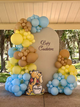 Custom Balloon Displays & Setups for Your Airbnb/Hotel image 5