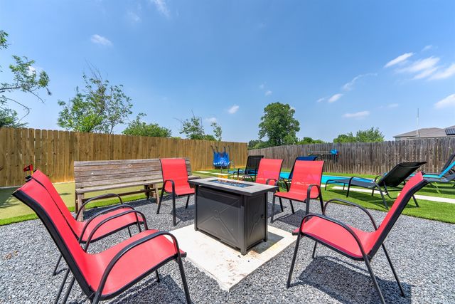Backyard Bliss ATX Retreat: Pool, Arcade, Poker, Putting Green + Fire Pit image 3