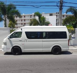 Ride & Relax: Jamaica Private Taxi Services image 5