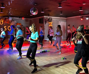 Fly Dance Fitness: Booty Shakin' Dance Workout image 3