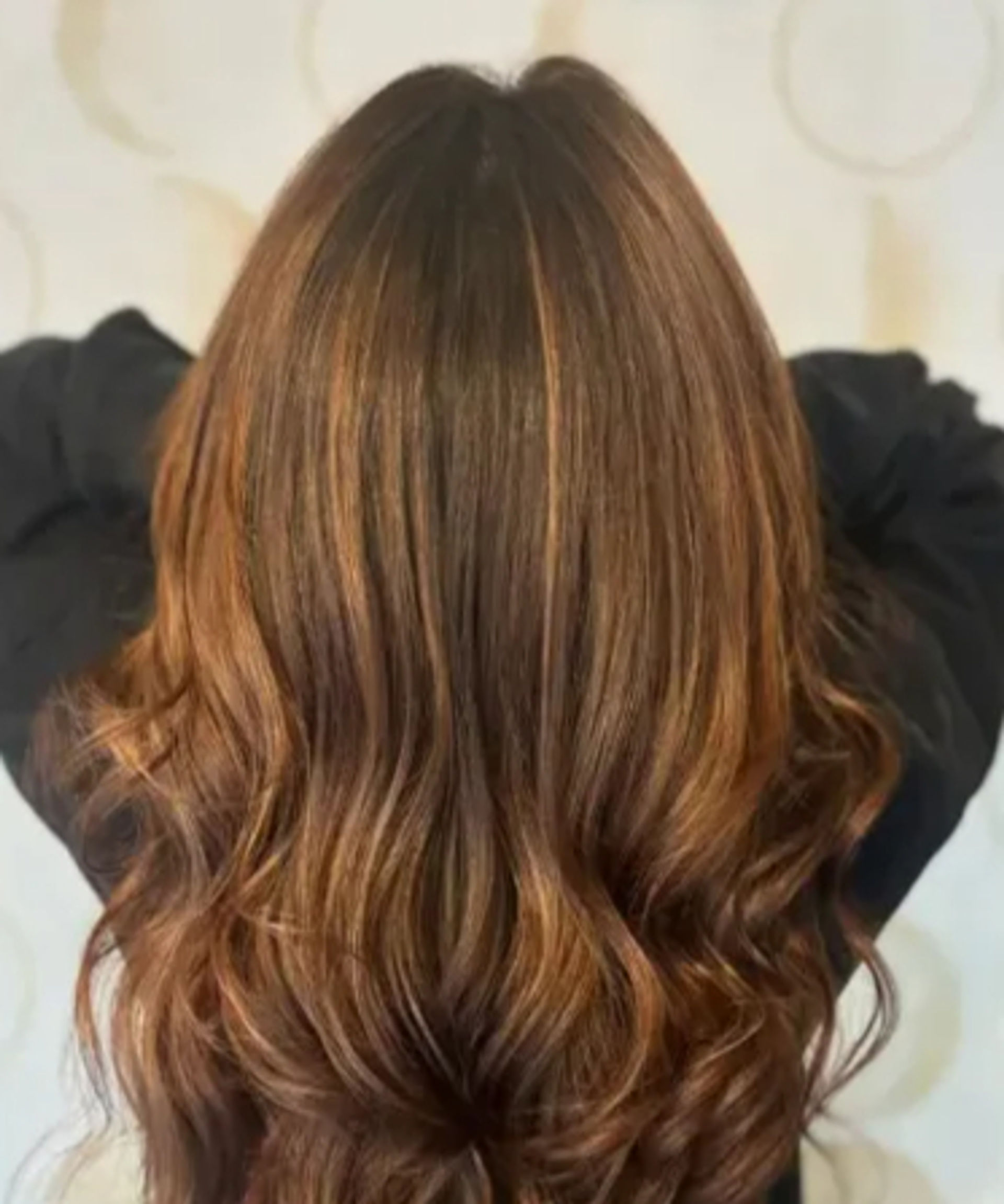 Rejuvenating Beauty & Zen: A Pampering Headspa & Blowout Experience image 1