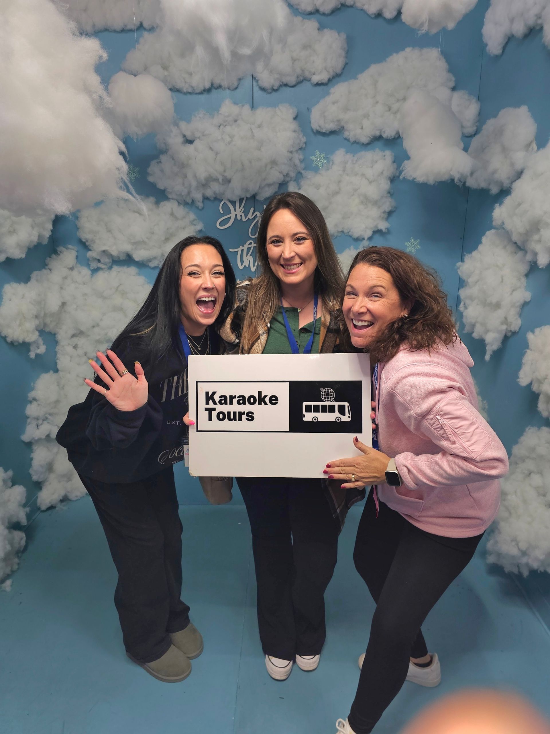 Karaoke Party Tours: Food, Music & Unforgettable Vibes image 1