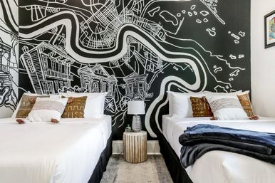 Tropical Oasis Near French Quarter with Heated Pool & Local Art image 15