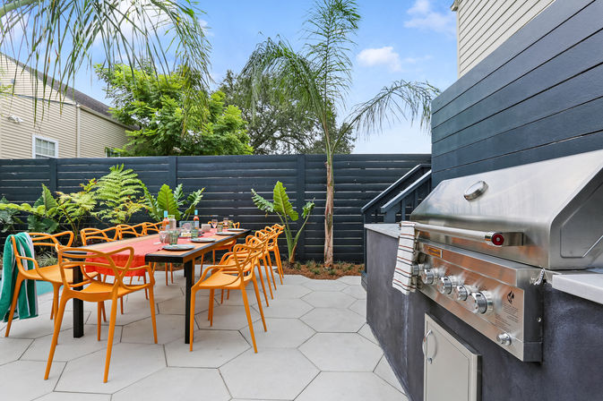 Tropical Oasis Near French Quarter with Heated Pool & Local Art image 4
