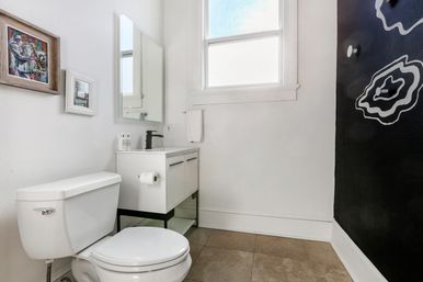 Tropical Oasis Near French Quarter with Heated Pool & Local Art image 26