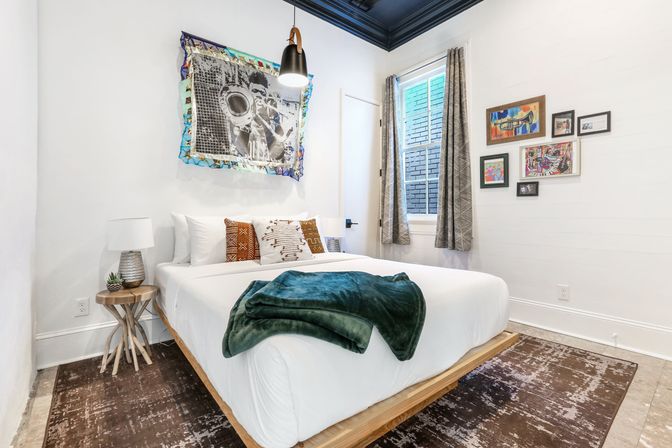 Tropical Oasis Near French Quarter with Heated Pool & Local Art image 19