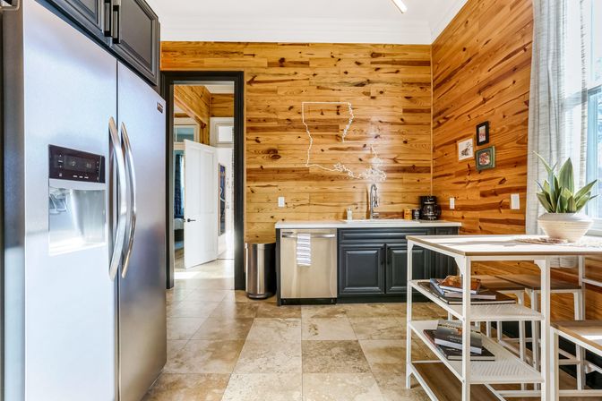 Tropical Oasis Near French Quarter with Heated Pool & Local Art image 31