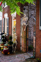 Booze and Boos: Ghost Tour + Bar Crawl in Alexandria image 18