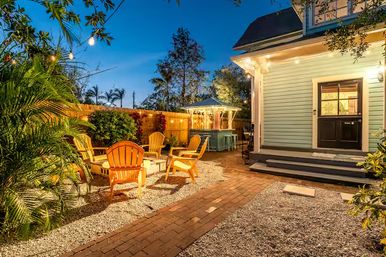 Historic Bradenton 6BR Estate with Heated Saltwater Pool & Game Room image 5