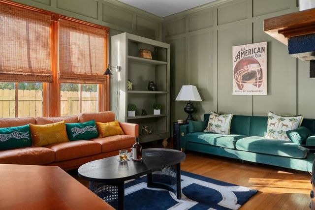 Historic Bradenton 6BR Estate with Heated Saltwater Pool & Game Room image 4