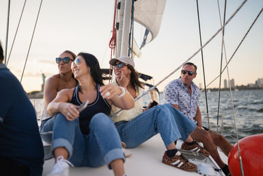 Sail the City. See the Lights - Bachelorette, Proposals, Birthday, Anniversary, Friends & Family image 1