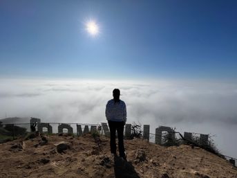 Hollywood Sign Tour: Hike with a Comedian Guide image 4
