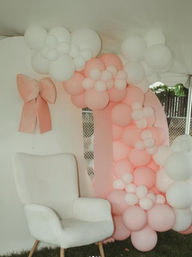 Pop the Confetti: Bachelorette Decor Delivered image 10