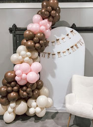 Pop the Confetti: Bachelorette Decor Delivered image 9