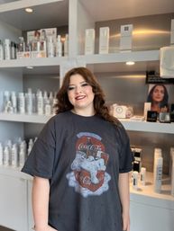 Pink Carpet Treatment: Blow-outs, Beauty, and Bubbly image 7