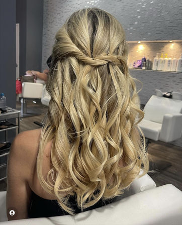 Pink Carpet Treatment: Blow-outs, Beauty, and Bubbly image 6