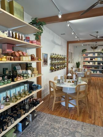 Custom Candle Making Experience at Paddywax Candle Bar image 2