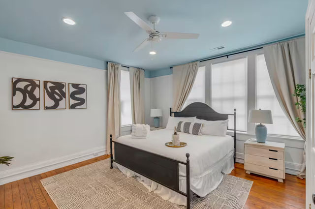 The Palmetto House in Historic Downtown Charleston: 3 Blocks to King St!  image 4