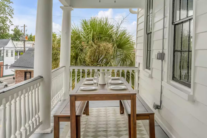 The Palmetto House in Historic Downtown Charleston: 3 Blocks to King St!  image 6