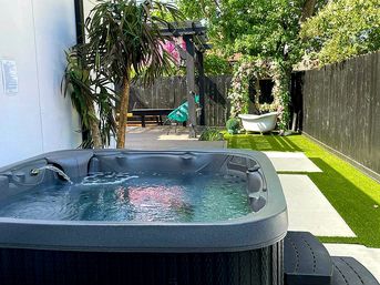 Bloom House HTX: Floral-Themed Downtown Home with Hot Tub, Chef, Massage & Mixology Class image 56