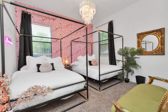 Bloom House HTX: Floral-Themed Downtown Home with Hot Tub, Chef, Massage & Mixology Class image 46