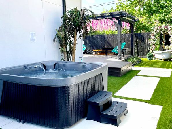Bloom House HTX: Floral-Themed Downtown Home with Hot Tub, Chef, Massage & Mixology Class image 61