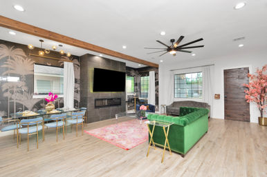 Bloom House HTX: Floral-Themed Downtown Home with Hot Tub, Chef, Massage & Mixology Class image 16