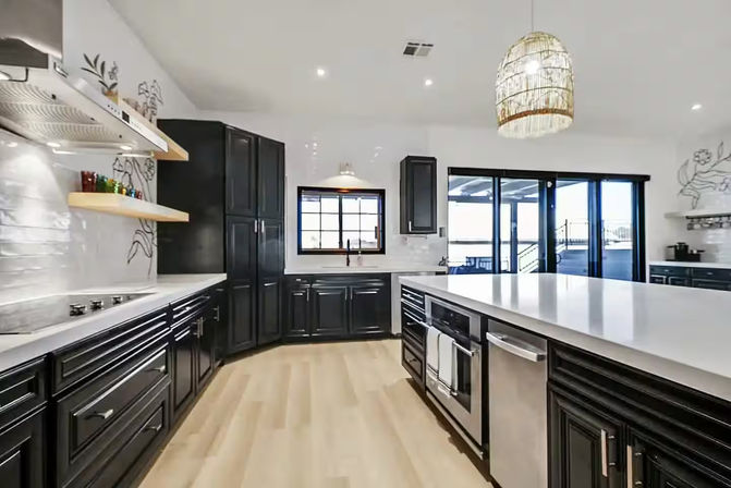 The Ultimate Vegas Villa: UFC Mansion with Pool, Gym & Game Room image 6