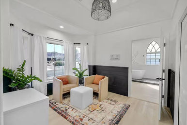 The Ultimate Vegas Villa: UFC Mansion with Pool, Gym & Game Room image 11