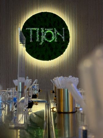 The Bride’s Tribe Signature Scent: Create a Custom Perfume or Cologne image 3
