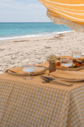 Luxury Pop-Up Picnic: Curated Tablescapes & Setup image 9