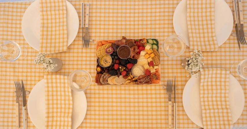 Luxury Pop-Up Picnic: Curated Tablescapes & Setup image 6