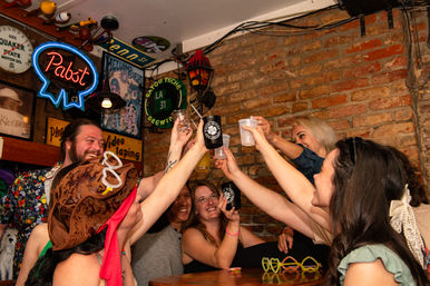 San Francisco Ghosts Boos and Booze Haunted Pub Crawl image 1