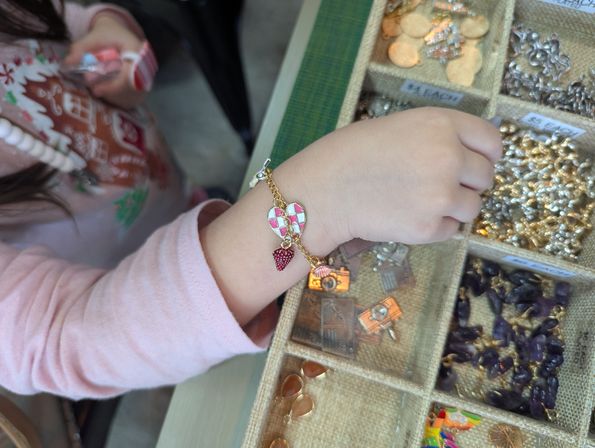 JFOX Jewelry Charm Bar Pop-Up image 8