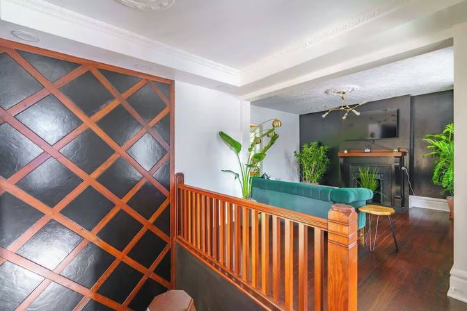 Jungle Casa: Stylish Upstairs Retreat with Private Patio image 19