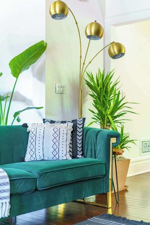 Jungle Casa: Stylish Upstairs Retreat with Private Patio image 25
