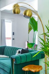 Jungle Casa: Stylish Upstairs Retreat with Private Patio image 14